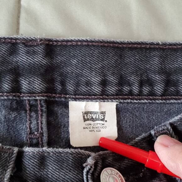 Vintage Levis 501 Mens 32x32 Black Button Fly Straight Leg Faded Frayed Classic - Picture 4 of 14